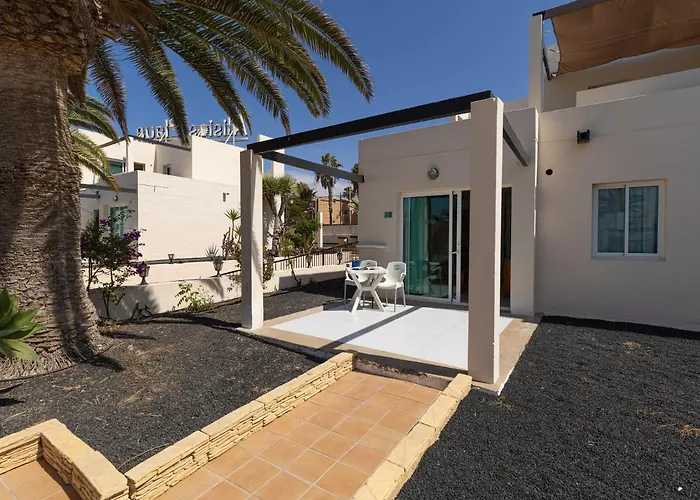 דירה Homeforguest 15 Con Terraza Y Piscina En