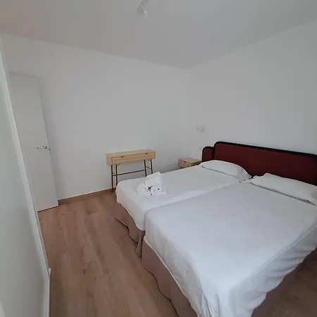 Homeforguest 15 Con Terraza Y Piscina En Appartement Corralejo